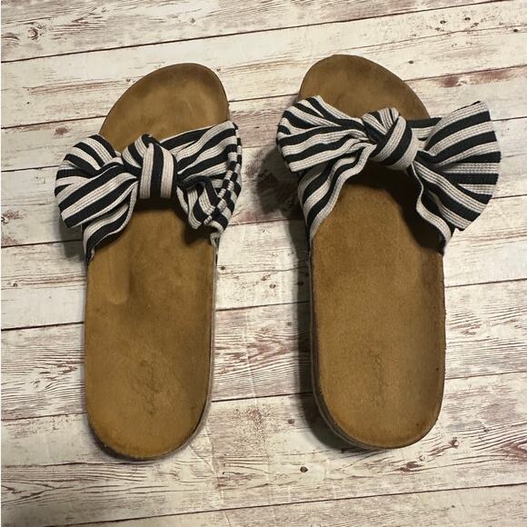 Qupid Black White Striped Slip On Sandals Slides Size US 9.5 EU 40 Slide Bow - Picture 4 of 7